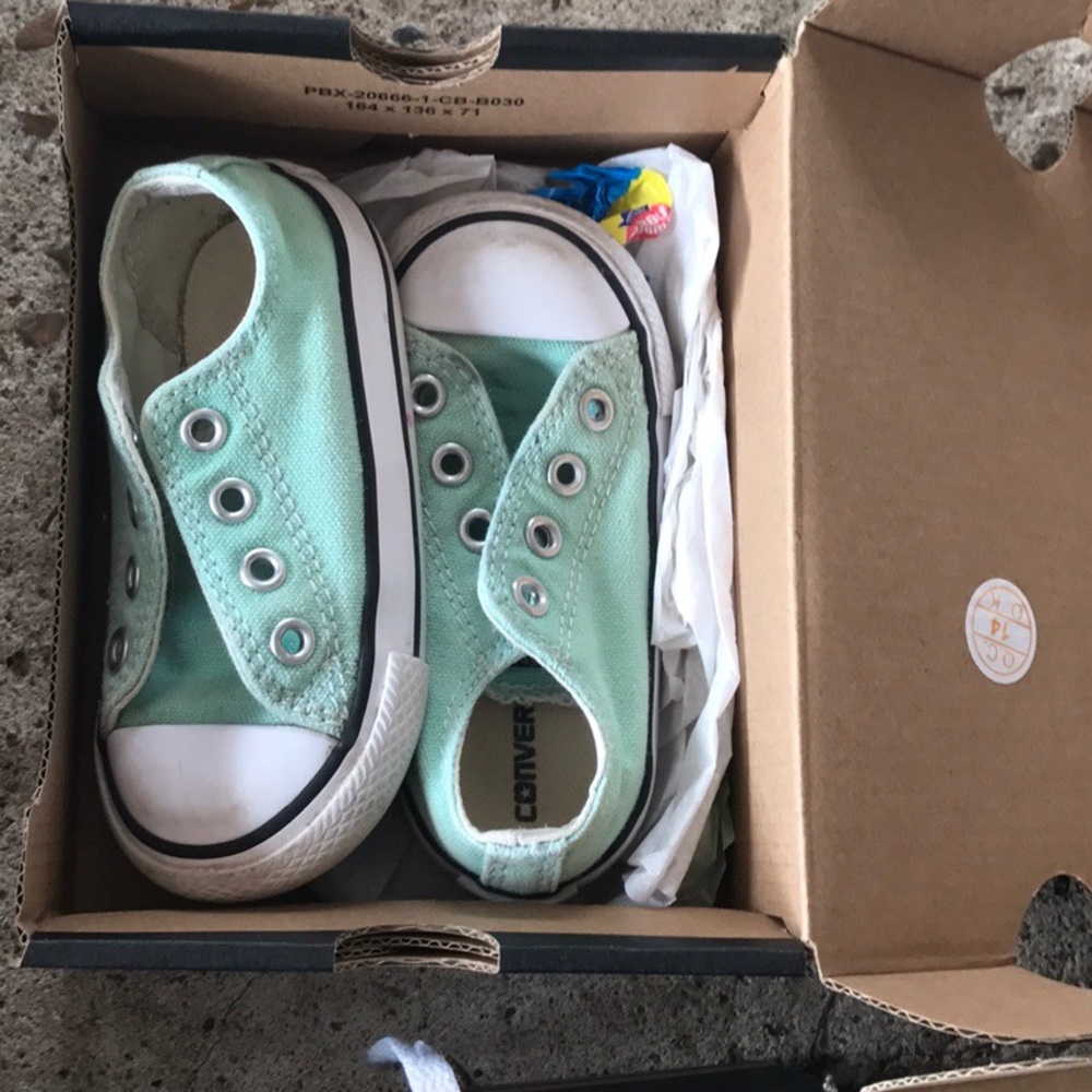Mint converse size 5